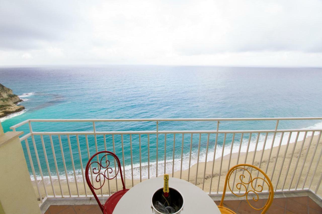 Isola Bella Sea-View Apartment Tropea Exterior foto